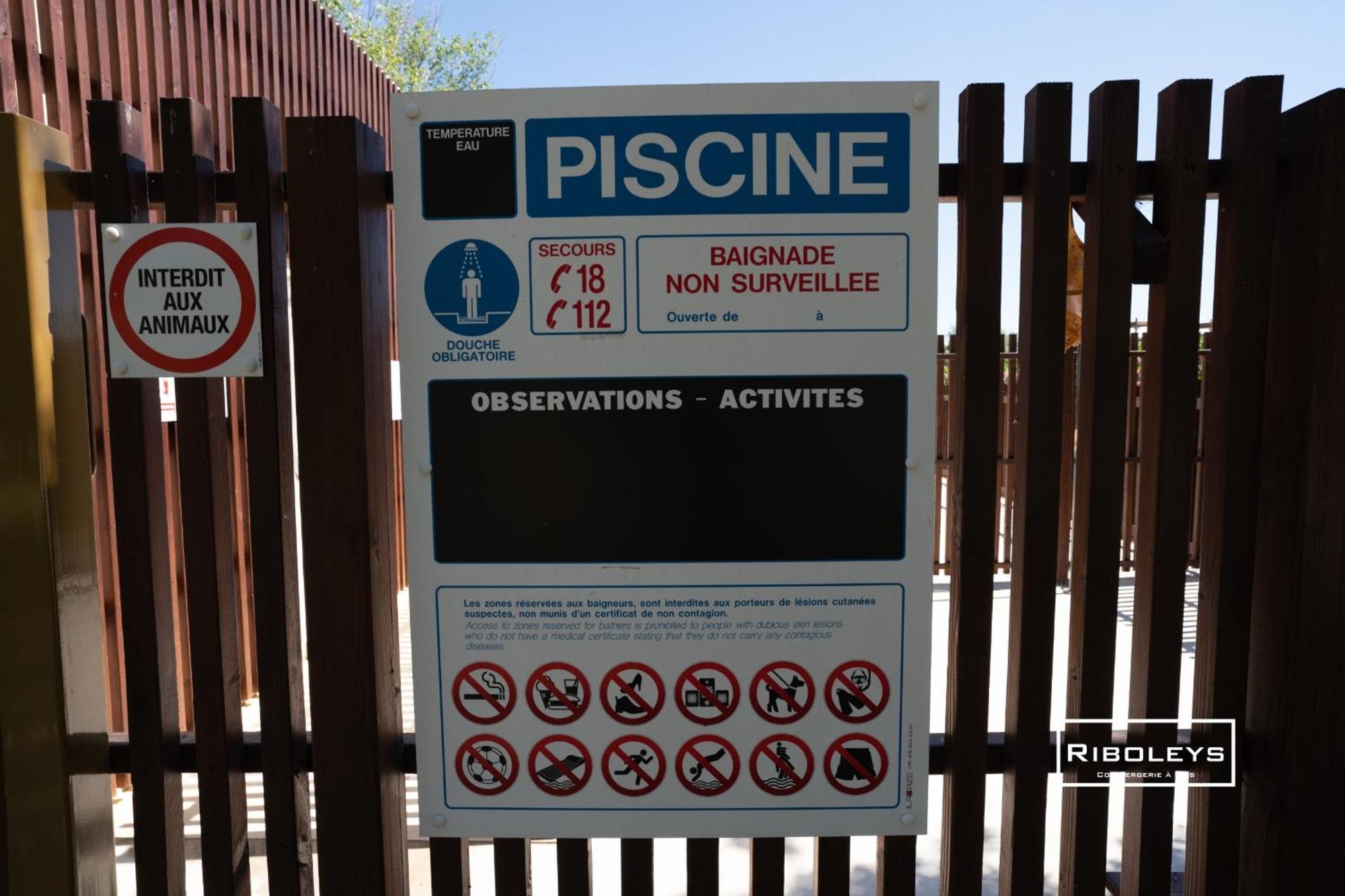 T4 Climatise Avec Piscine A 400M De La Mer Vias Exterior photo
